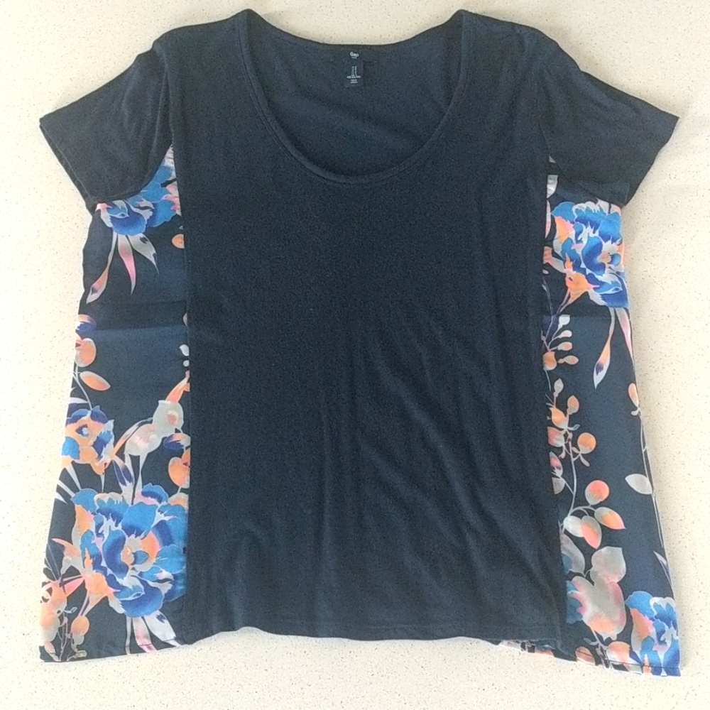 3/$15 Gap Short Sleeve Tee